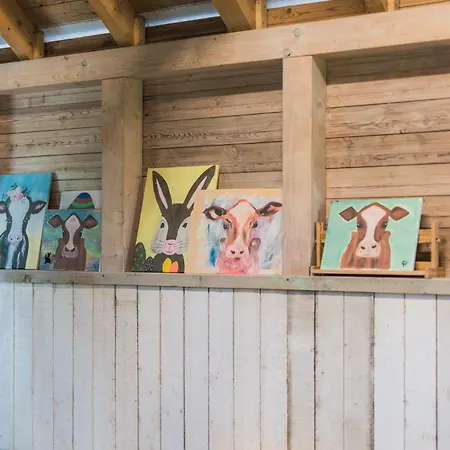 Hof Koehne - Haus Am Spielplatz - Kuh アパート シュマレンベルク