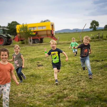 Hof Koehne - Haus Am Spielplatz - Kuh Apartment