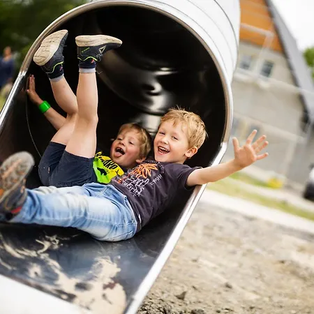 Hof Koehne - Haus Am Spielplatz - Kuh *